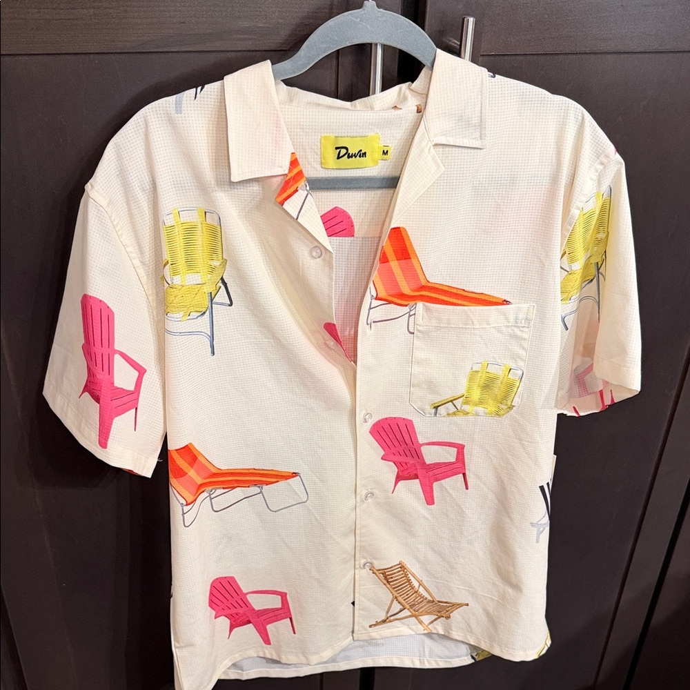 NWT Duvin Beach Chair Button Down Shirt